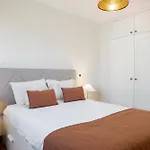 Apartment Formosa Iii By An Island *