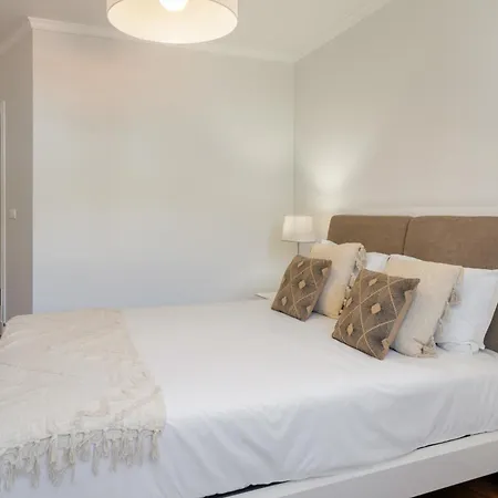 Formosa Iii By An Island * Funchal (Madeira)